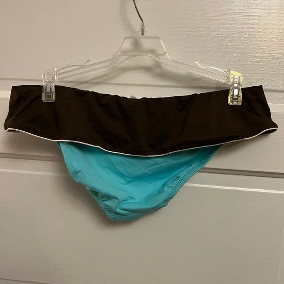 Speedo axcelerate skirted bikini - Picture 8 of 10